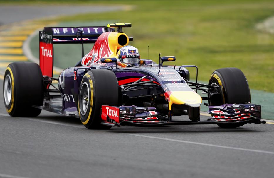 Daniel Ricciardo gasatissimo davanti al pubblico di casa. Afp